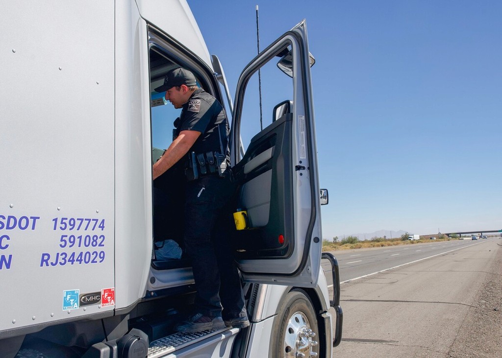 FMCSA introduces two-step process to determine truck driver's English language proficiency